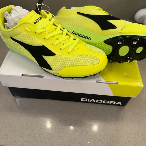 Diadora Shoes - Diadora Yellow Track Shoes